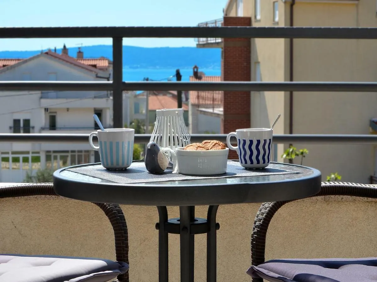 Apartments Ante Anita Kastela 0*,  Croatia
